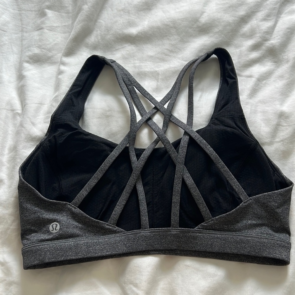 Lulu lemon sports bra